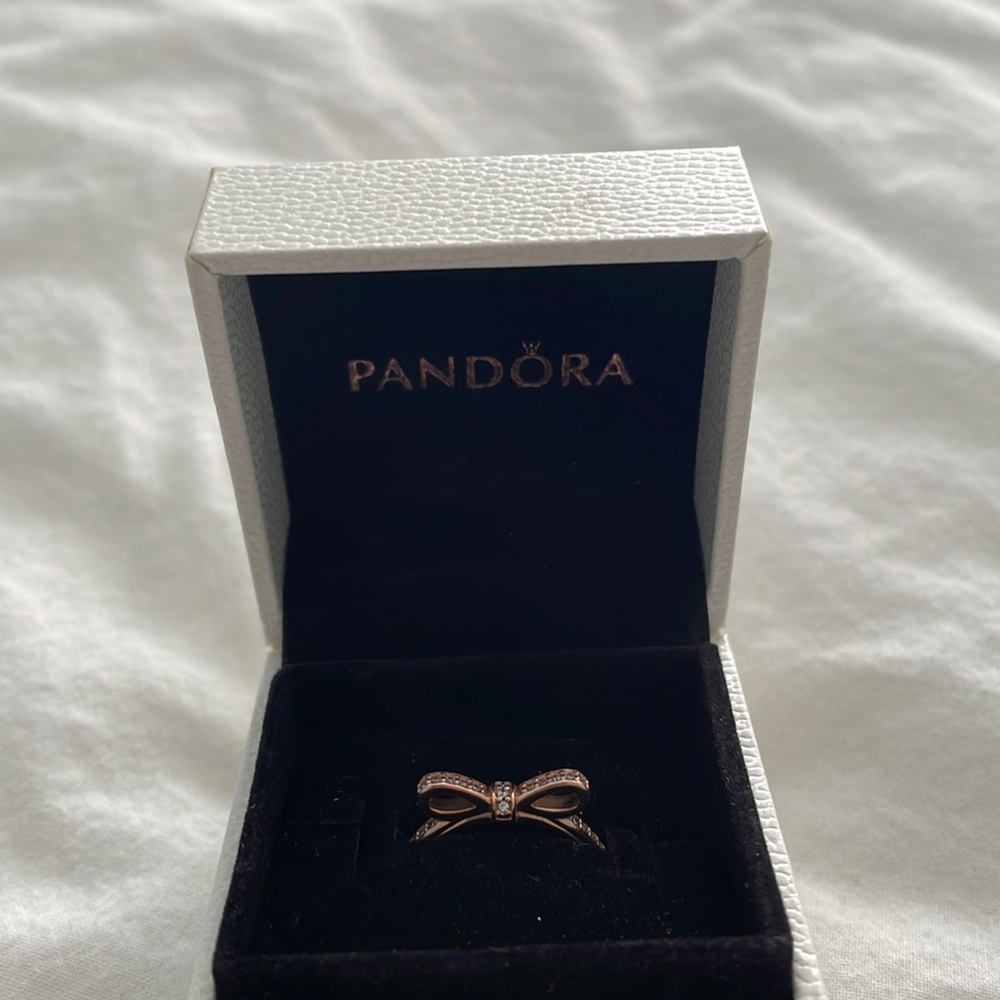 Pandora Ring